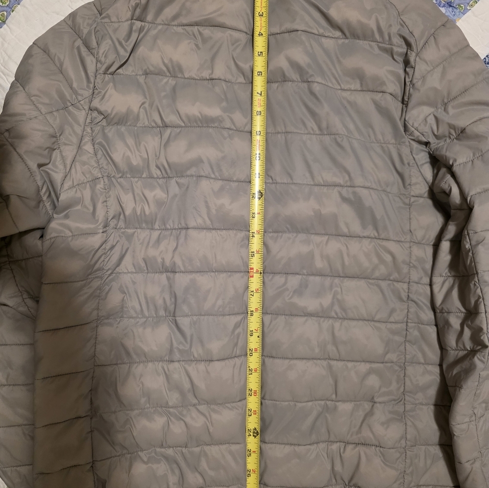 Amazon Essentials Gray Puffer Jacket with Quilted Design - Picture 5 of 5